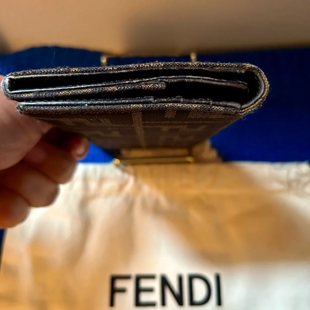 Fendi Zucca FF Chocolate Leather - Canvas Print Long Wallet With Dust Bag - Picture 9 of 9